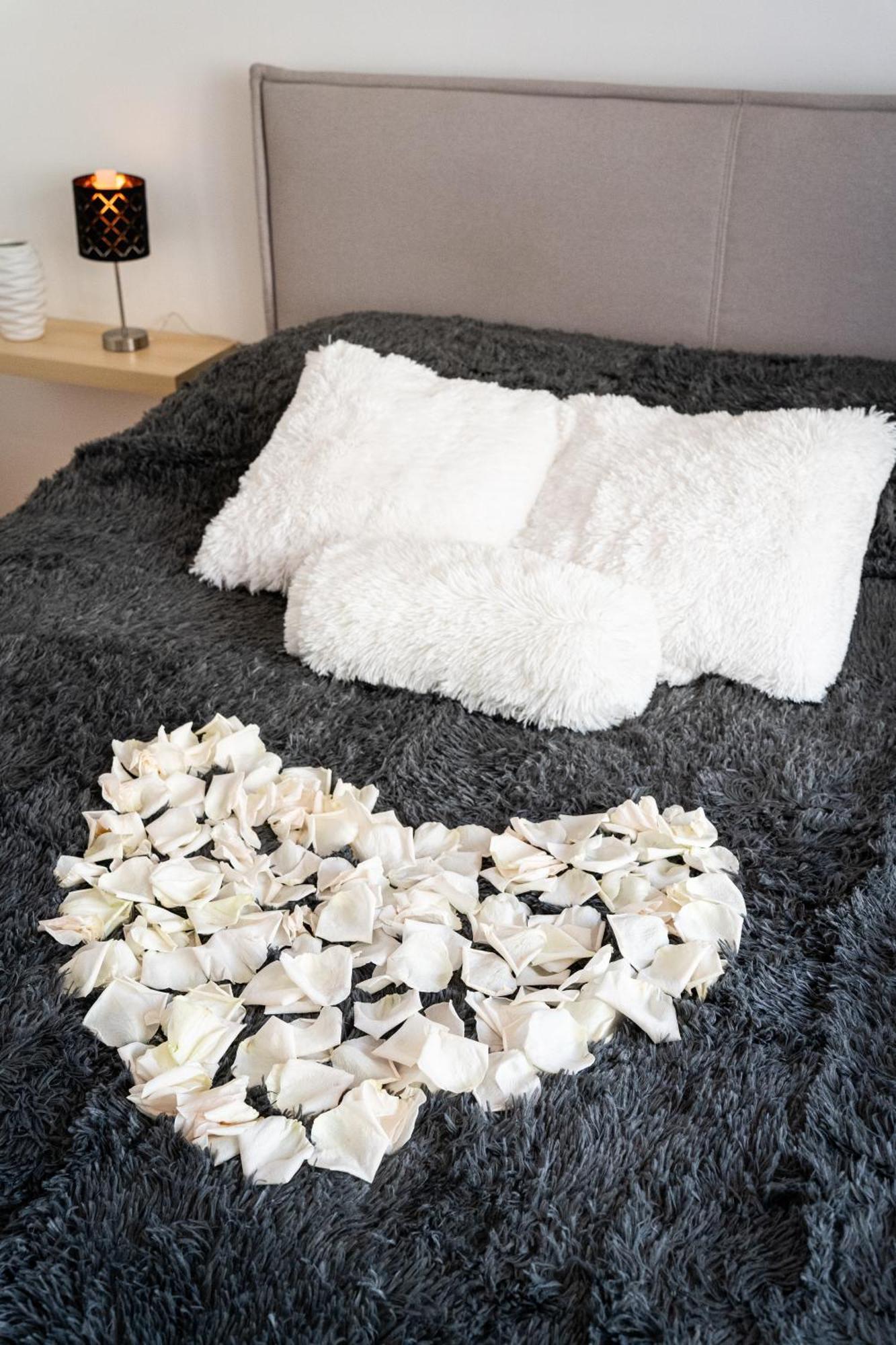 Apartamento Kingdom Of 3 Roses Praga Exterior foto